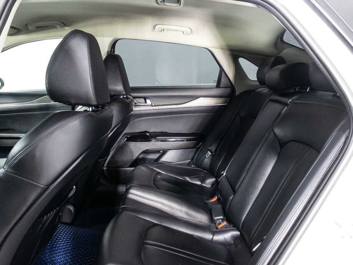 Kia K5 2021 года с пробегом. Фото: #9