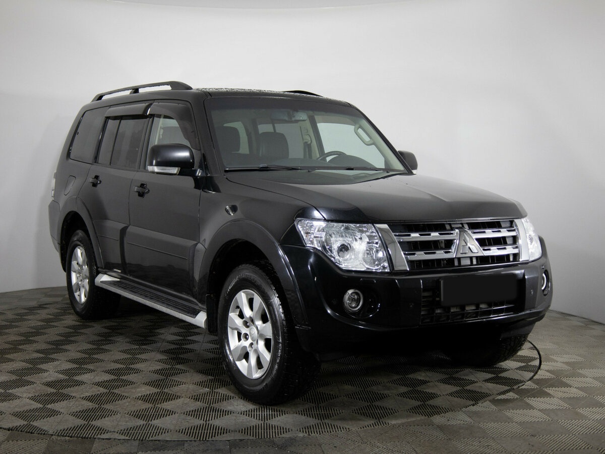 Mitsubishi Pajero 2013 года с пробегом. Фото: #2