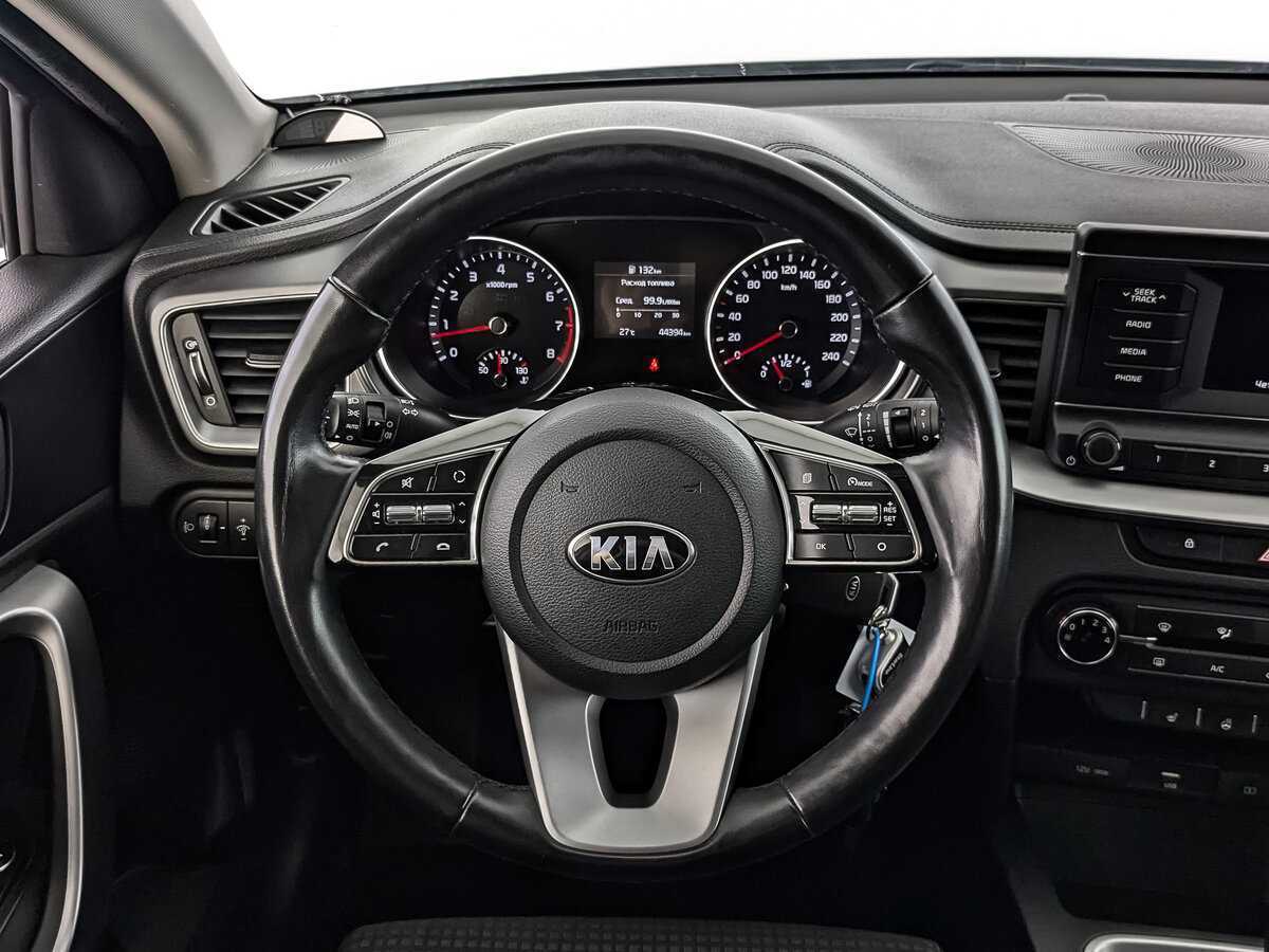 Kia Ceed 2020 года с пробегом. Фото: #16