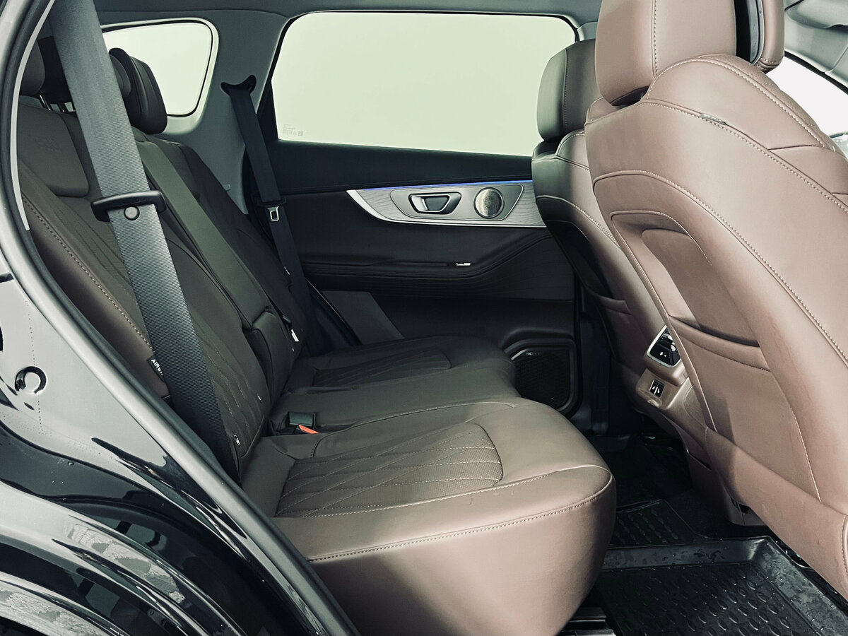 Chery Tiggo 8 Pro Max 2024 года с пробегом. Фото: #22