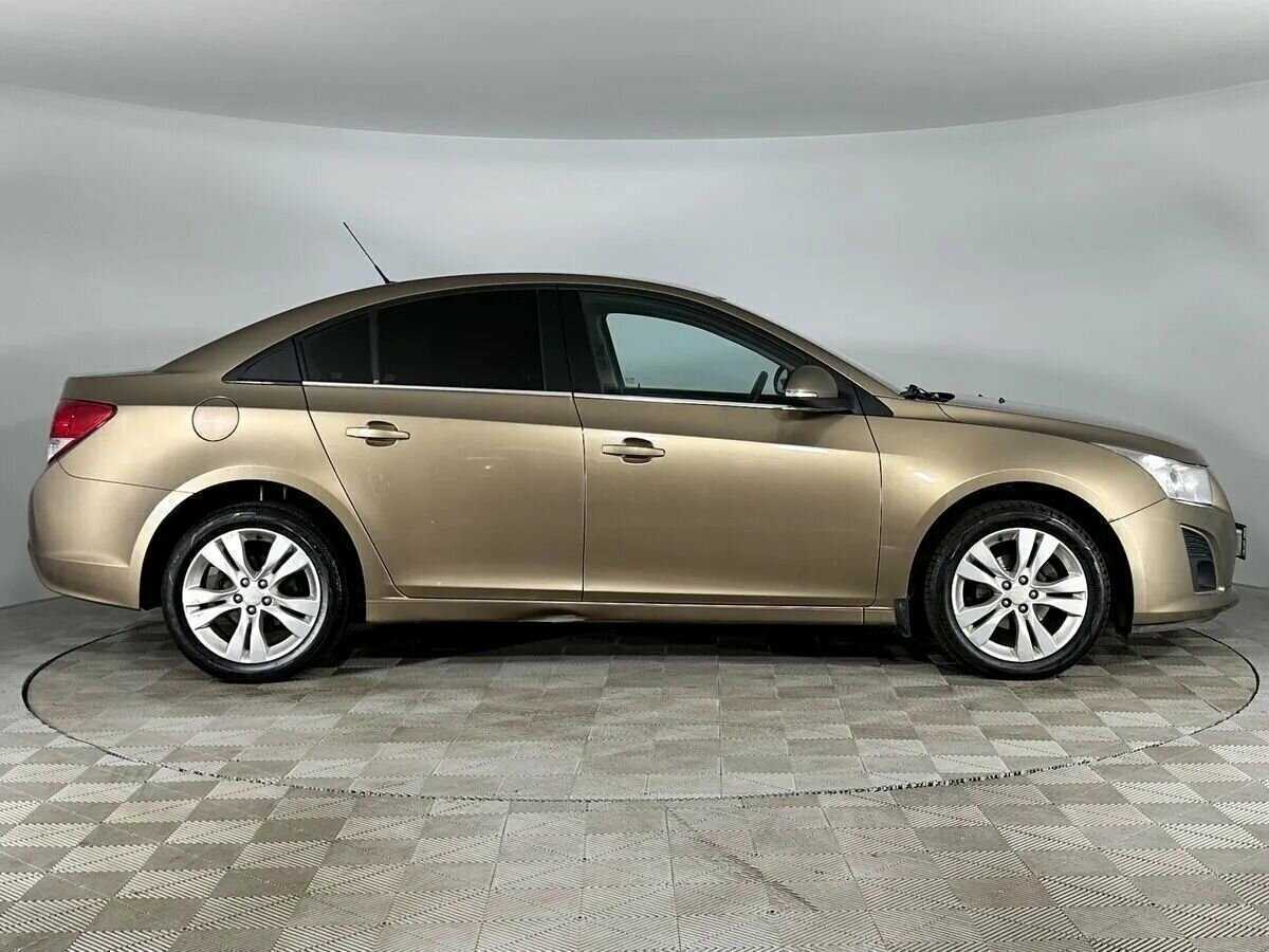 Chevrolet Cruze 2013 года с пробегом. Фото: #4