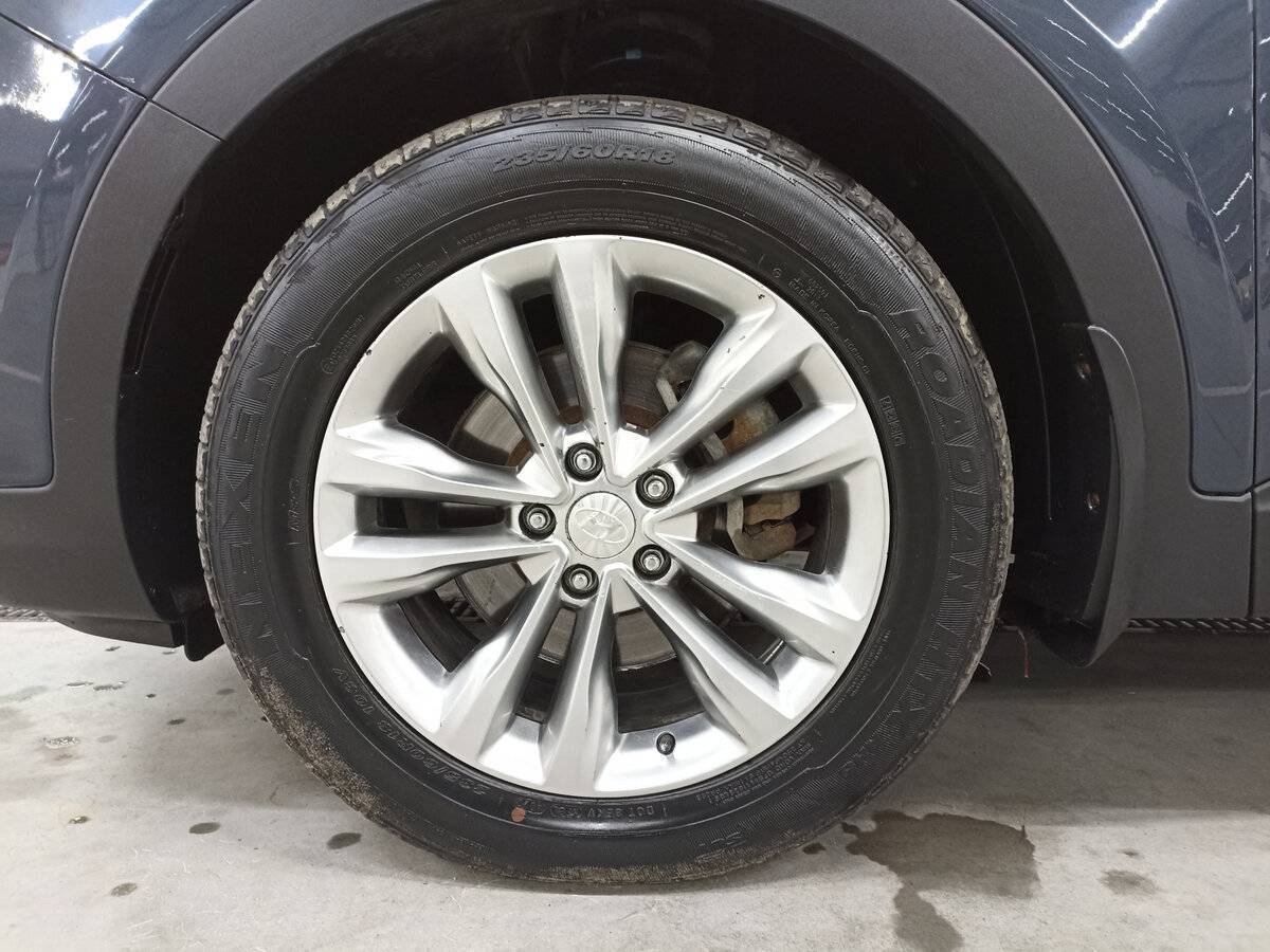 Hyundai Santa Fe 2015 года с пробегом. Фото: #16