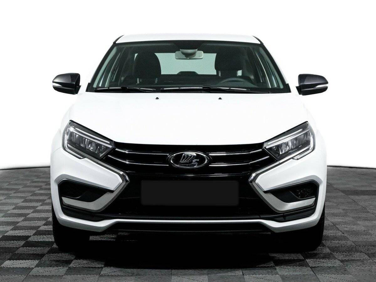 Lada (ВАЗ) Vesta 2023 года с пробегом. Фото: #1