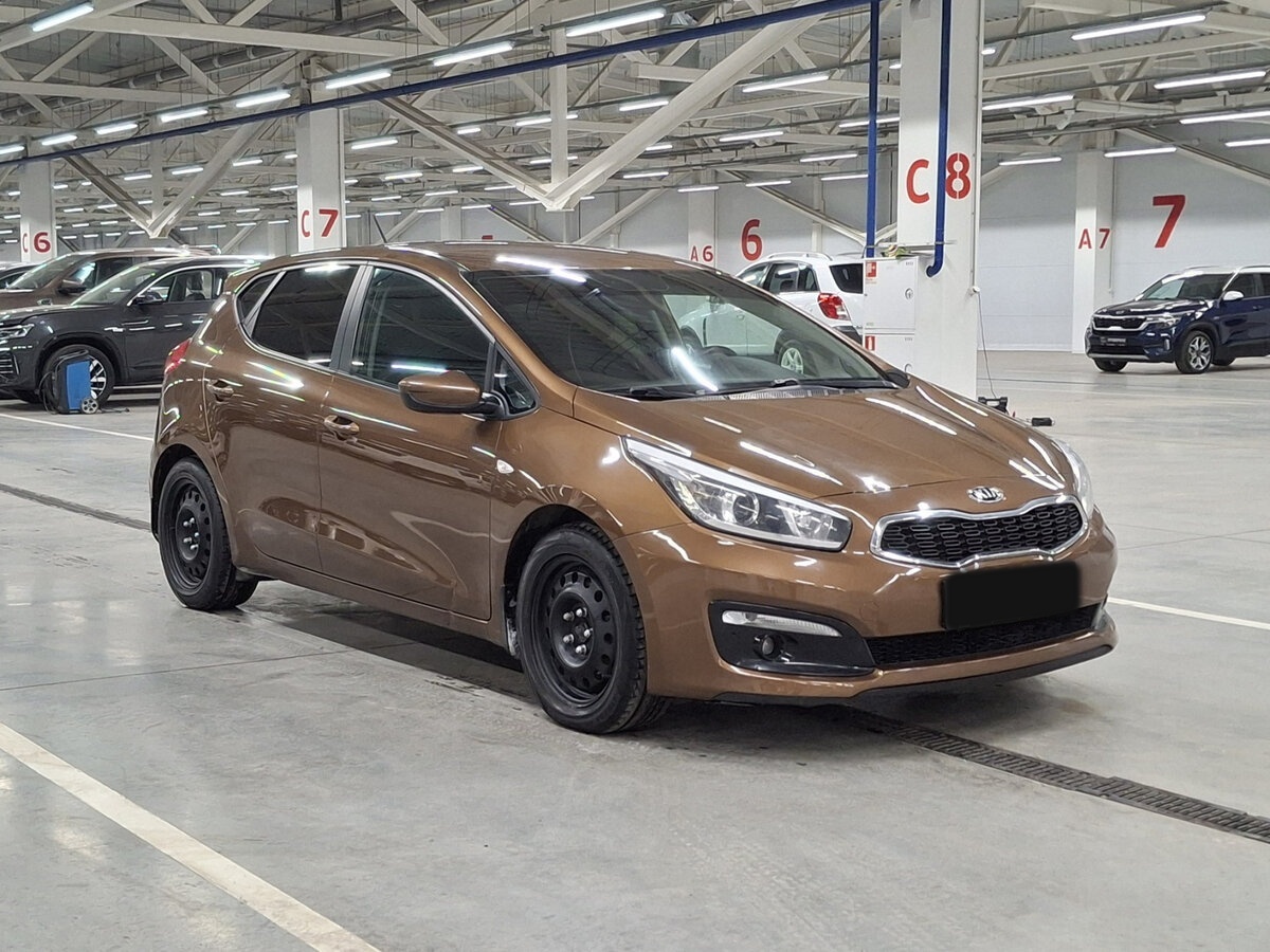 Kia Ceed 2015 года с пробегом. Фото: #2