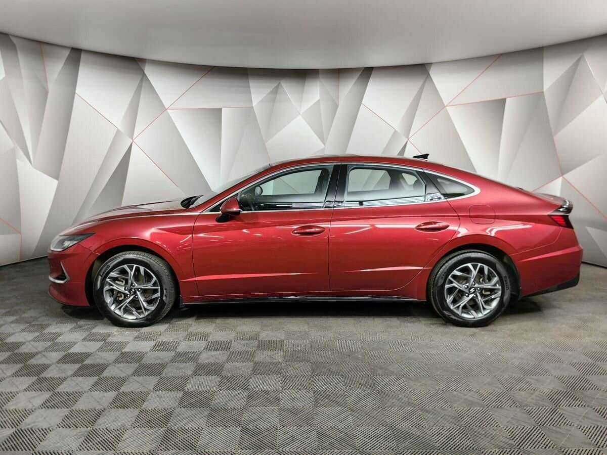 Hyundai Sonata 2022 года с пробегом. Фото: #2