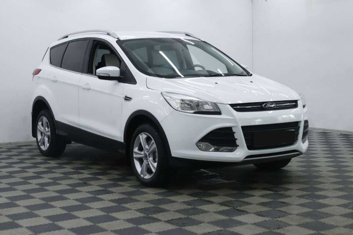 Ford Kuga 2016 года с пробегом. Фото: #2