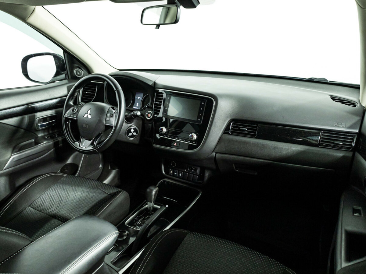 Mitsubishi Outlander 2020 года с пробегом. Фото: #7