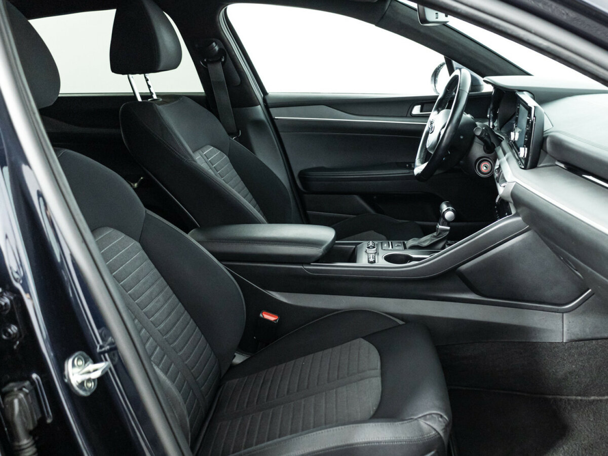 Kia K5 2020 года с пробегом. Фото: #13