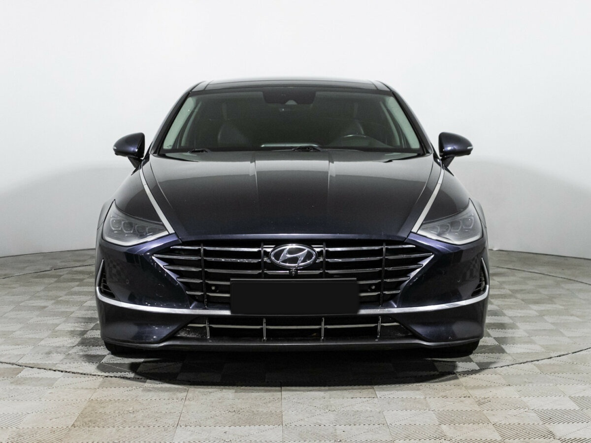Hyundai Sonata 2019 года с пробегом. Фото: #1