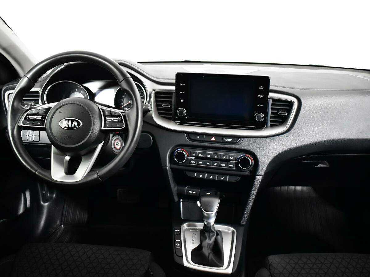 Kia Ceed 2021 года с пробегом. Фото: #11