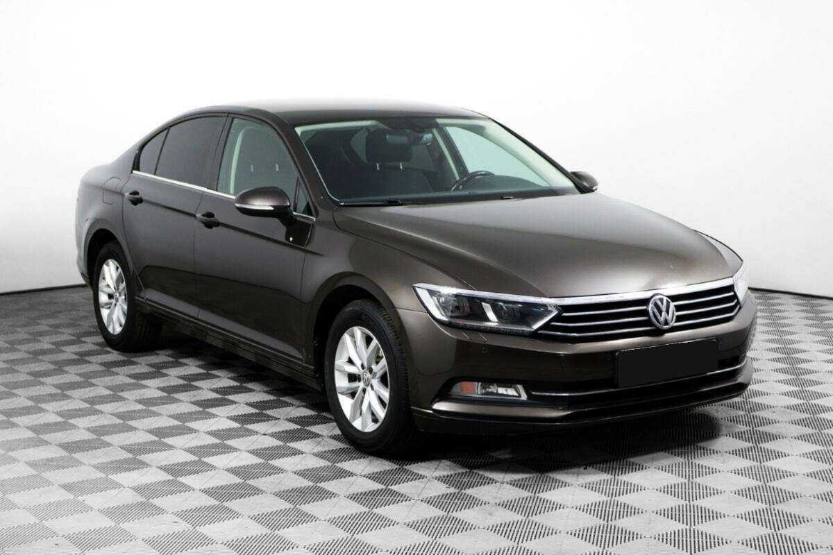 Volkswagen Passat 2016 года с пробегом. Фото: #2