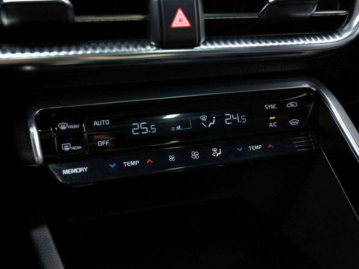 Kia K5 2020 года с пробегом. Фото: #23