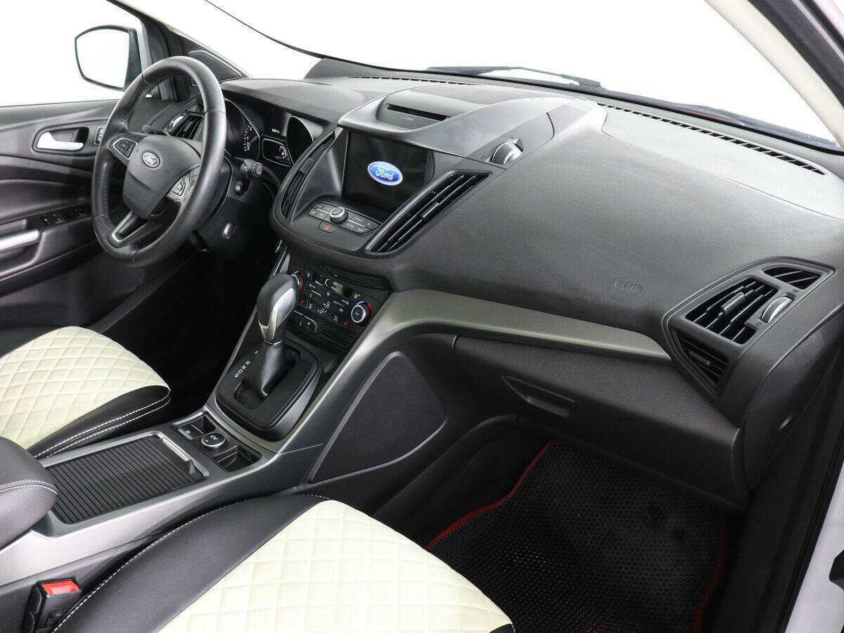 Ford Kuga 2018 года с пробегом. Фото: #9