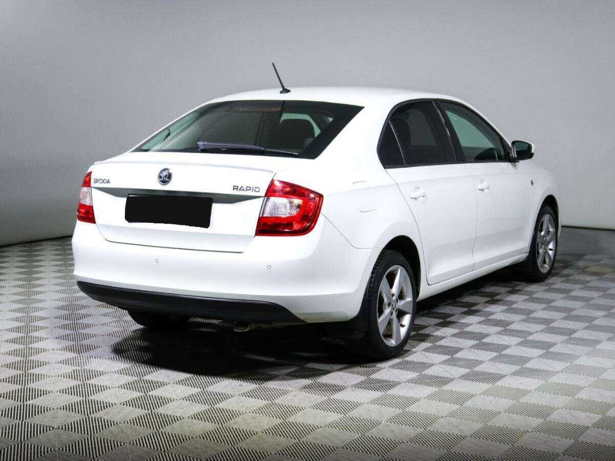 Skoda Rapid 2016 года с пробегом. Фото: #3