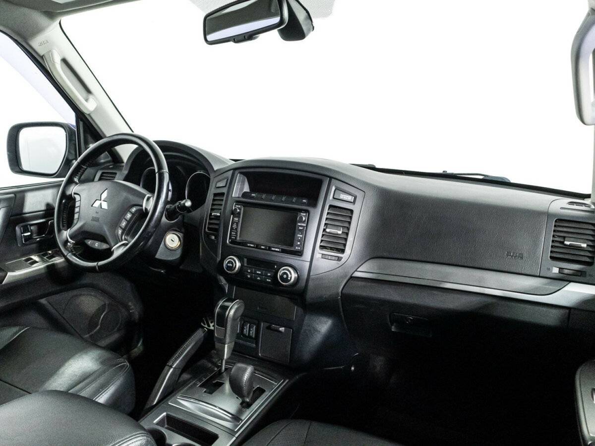 Mitsubishi Pajero 2012 года с пробегом. Фото: #6