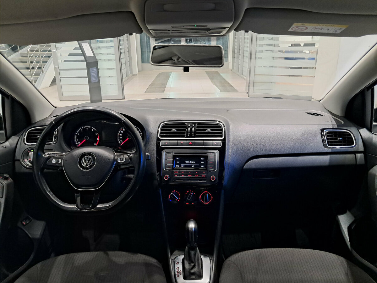 Volkswagen Polo 2017 года с пробегом. Фото: #13
