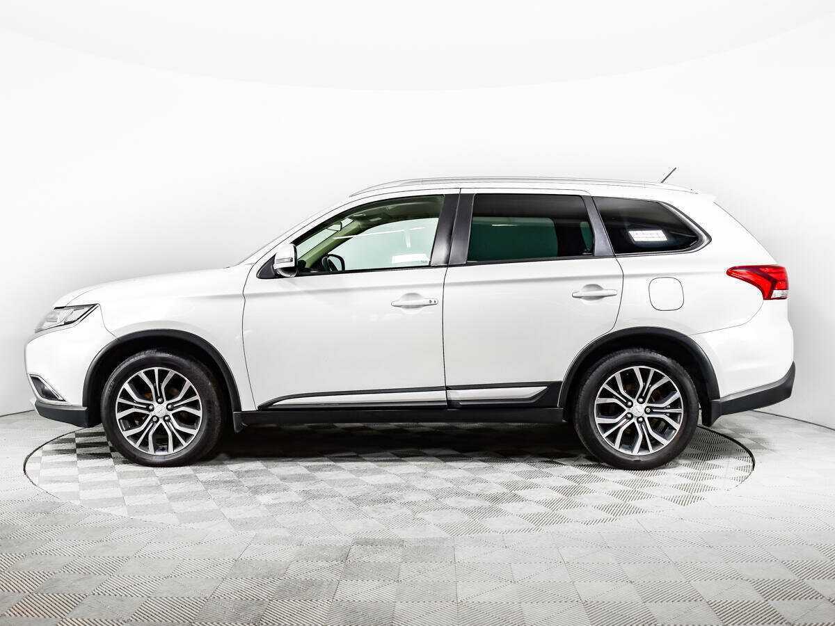 Mitsubishi Outlander 2015 года с пробегом. Фото: #7