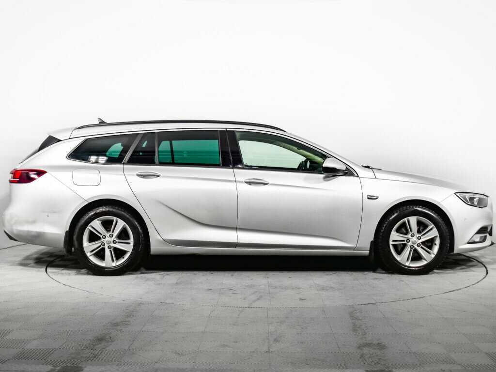 Opel Insignia 2018 года с пробегом. Фото: #3