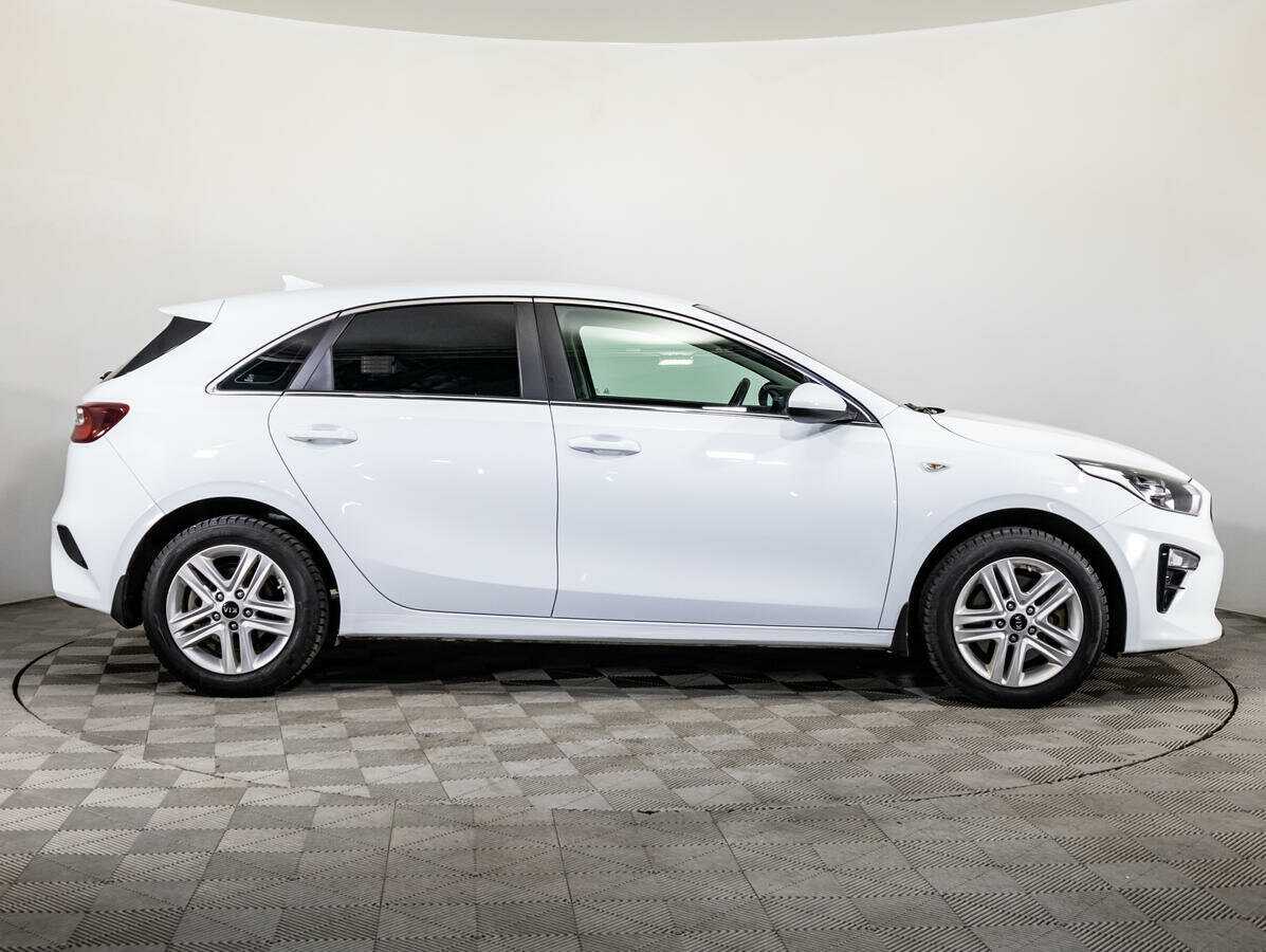Kia Ceed 2019 года с пробегом. Фото: #3