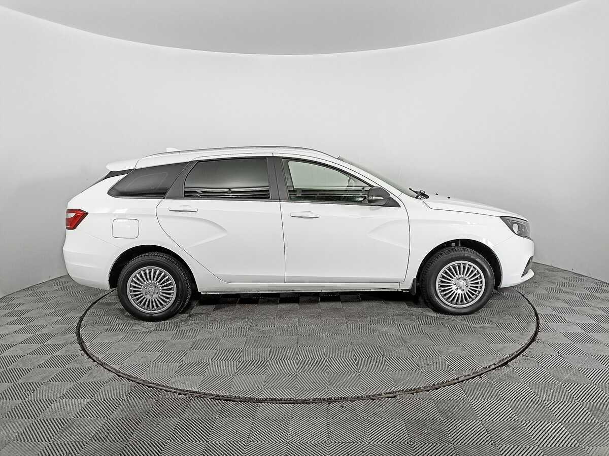 Lada (ВАЗ) Vesta 2019 года с пробегом. Фото: #3