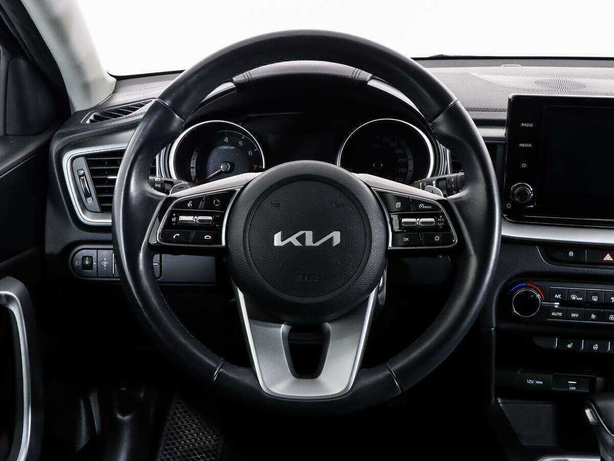 Kia XCeed 2021 года с пробегом. Фото: #9