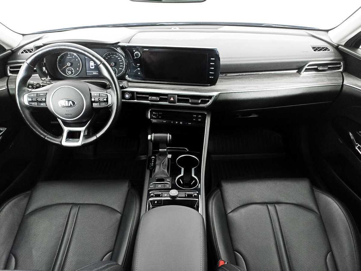 Kia K5 2021 года с пробегом. Фото: #11