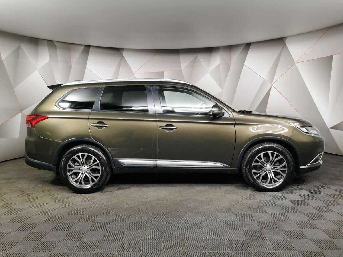 Mitsubishi Outlander 2018 года с пробегом. Фото: #5
