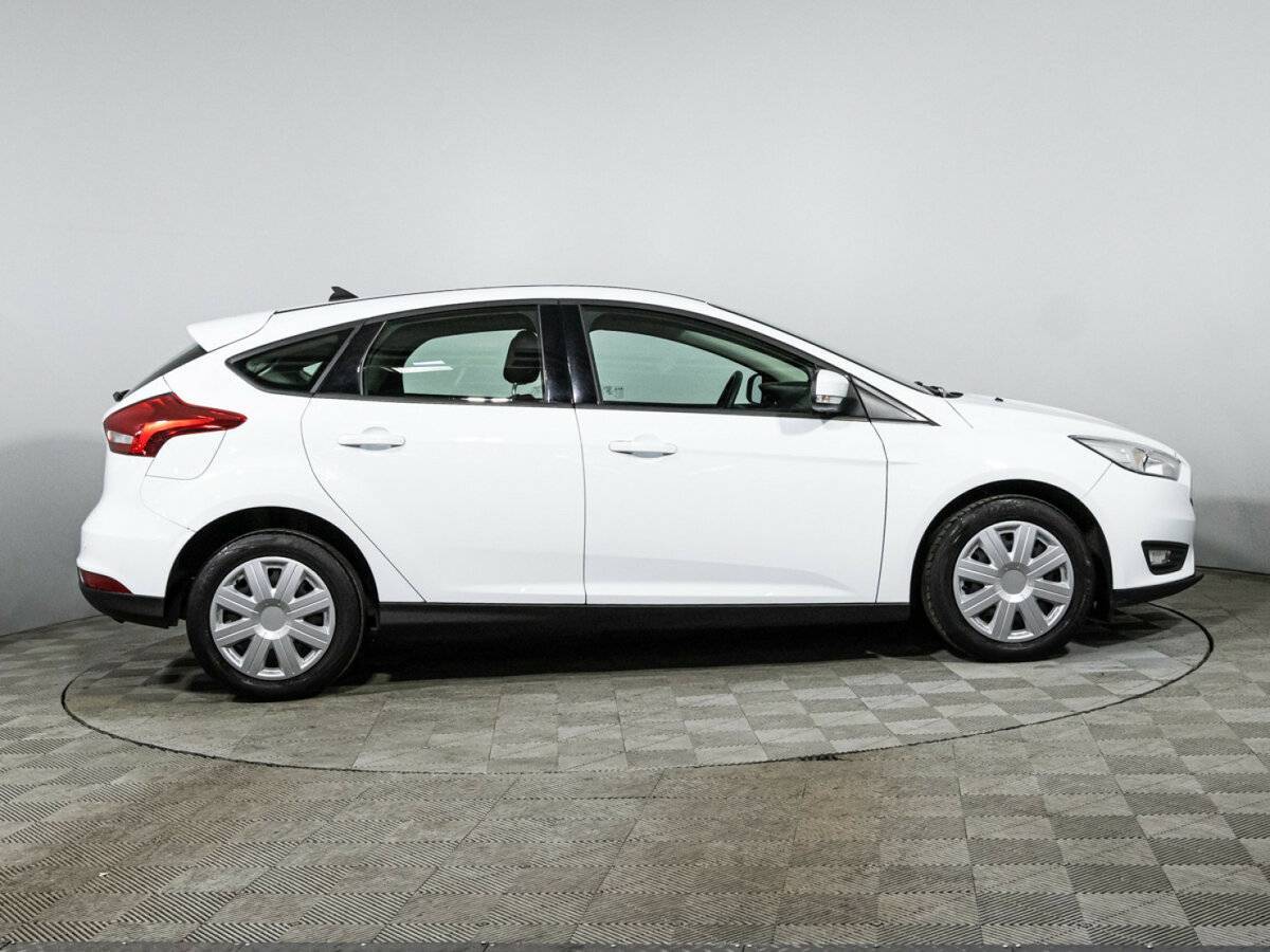 Ford Focus 2018 года с пробегом. Фото: #3
