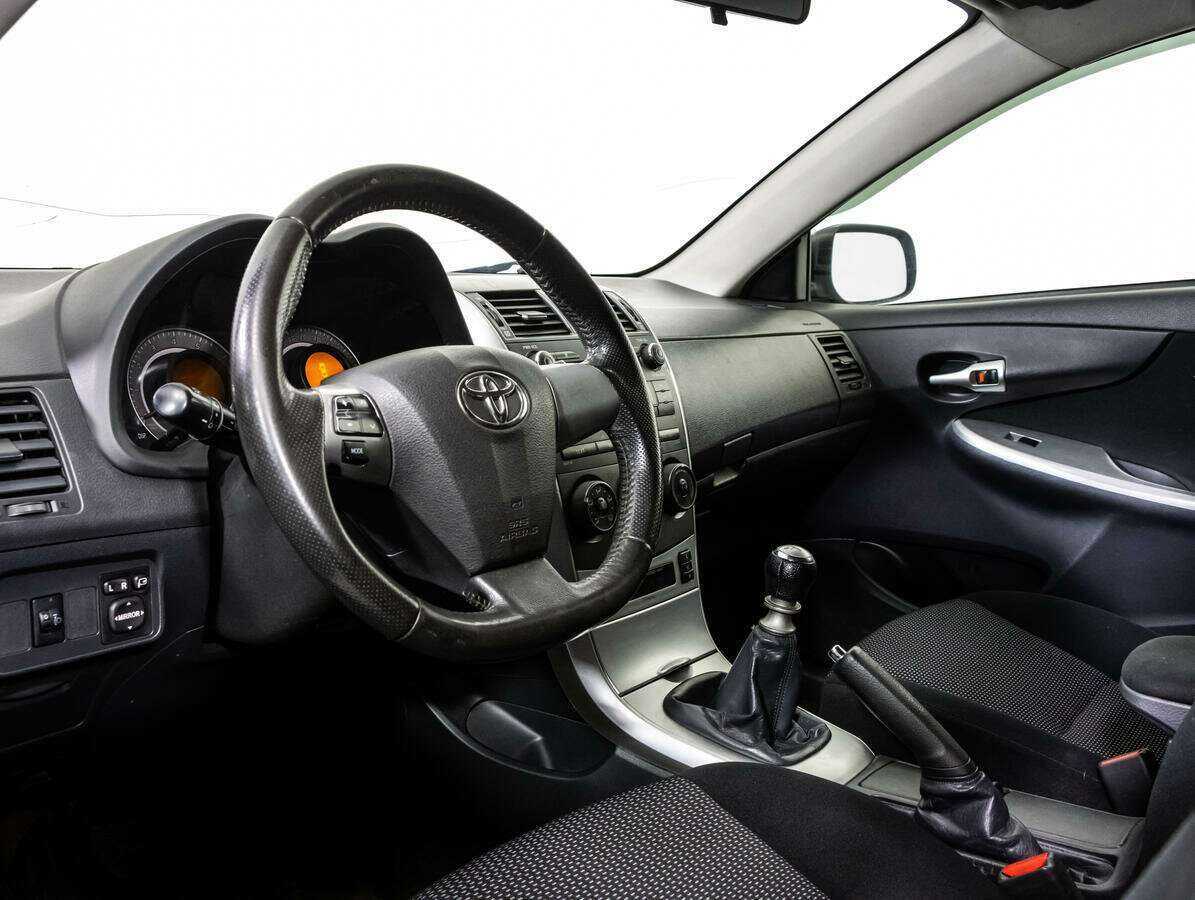 Toyota Corolla 2012 года с пробегом. Фото: #10