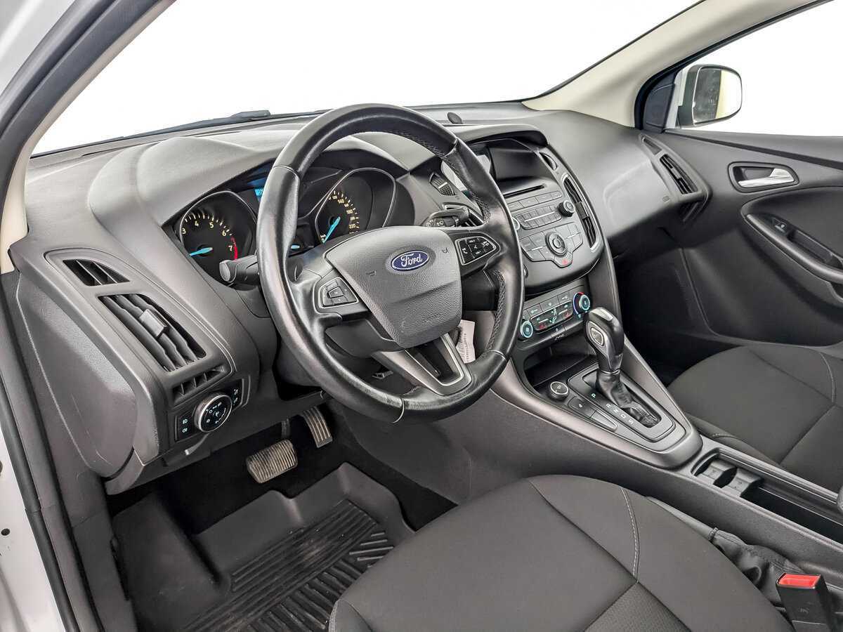 Ford Focus 2018 года с пробегом. Фото: #15