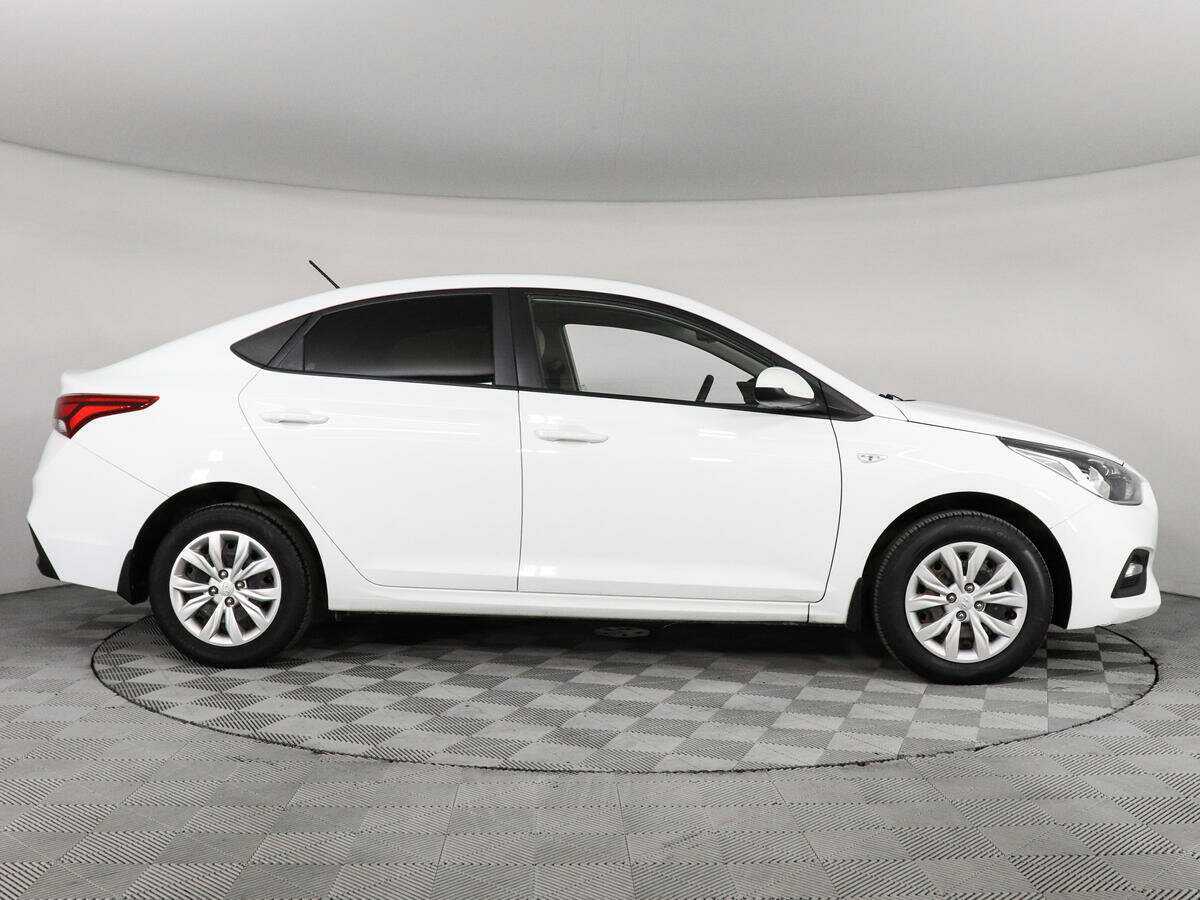 Hyundai Solaris 2017 года с пробегом. Фото: #3