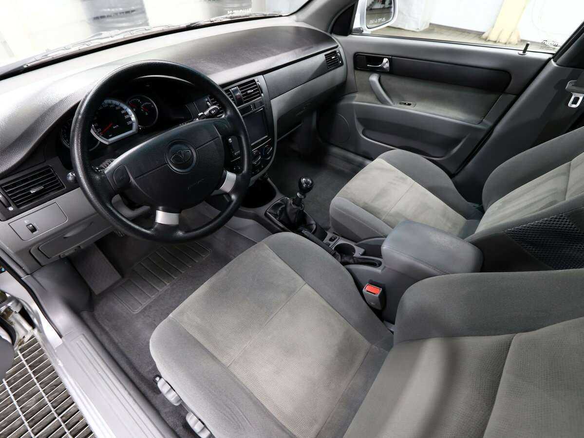 Daewoo Gentra 2013 года с пробегом. Фото: #6