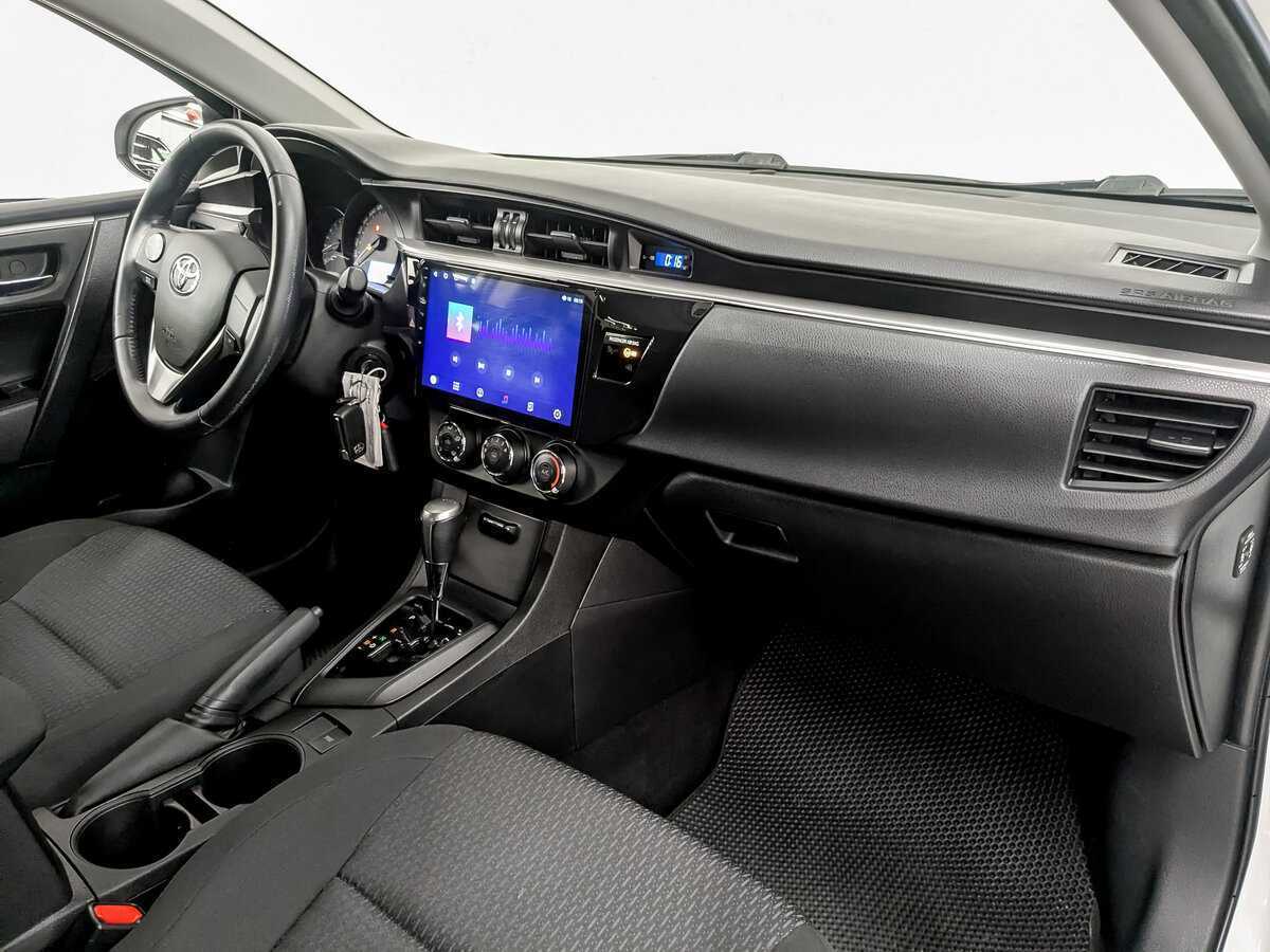 Toyota Corolla 2014 года с пробегом. Фото: #10