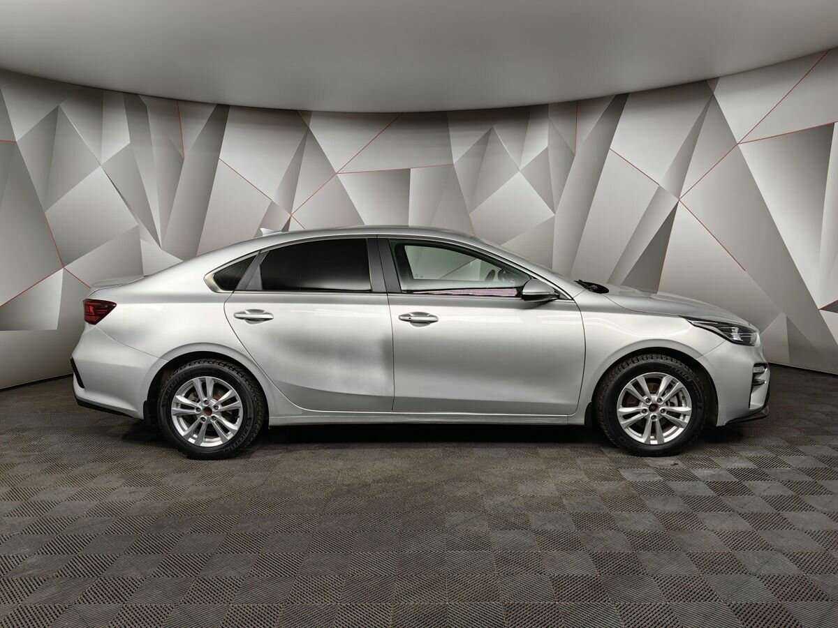 Kia Cerato 2019 года с пробегом. Фото: #5