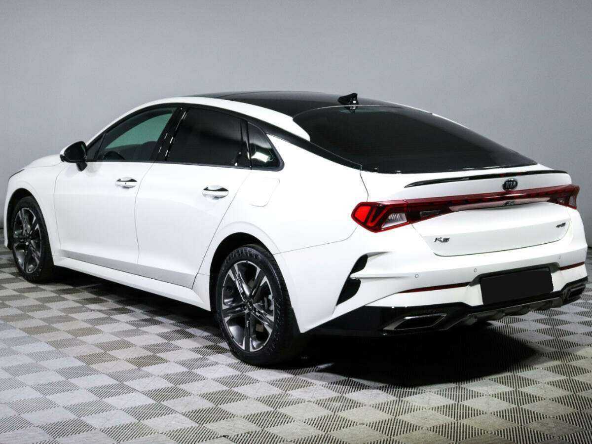 Kia K5 2021 года с пробегом. Фото: #5