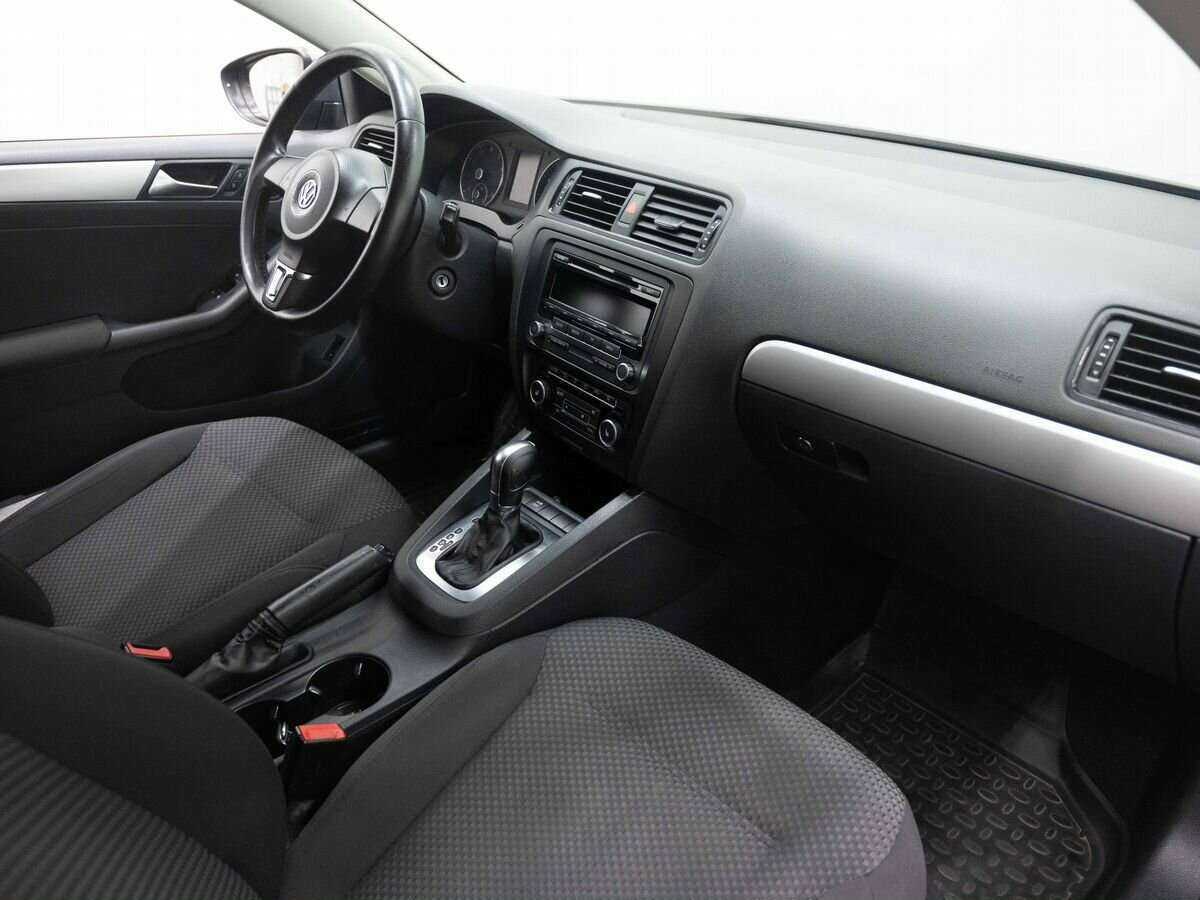 Volkswagen Jetta 2012 года с пробегом. Фото: #9
