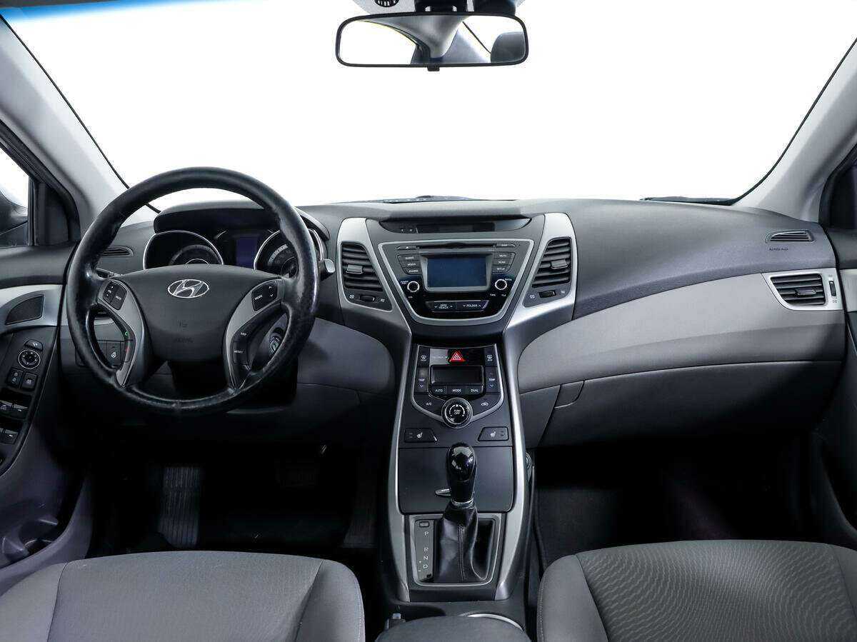 Hyundai Elantra 2014 года с пробегом. Фото: #9
