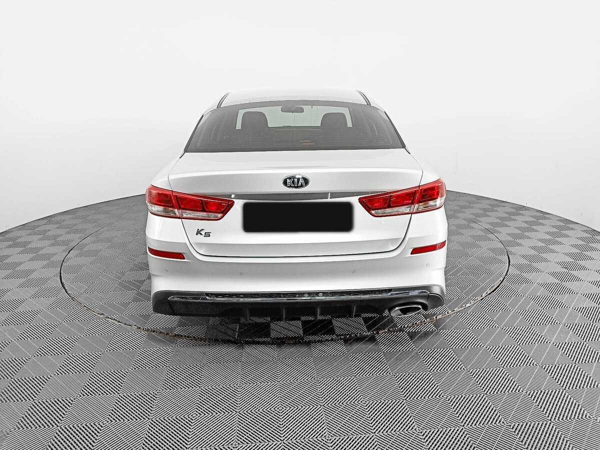 Kia K5 2019 года с пробегом. Фото: #4