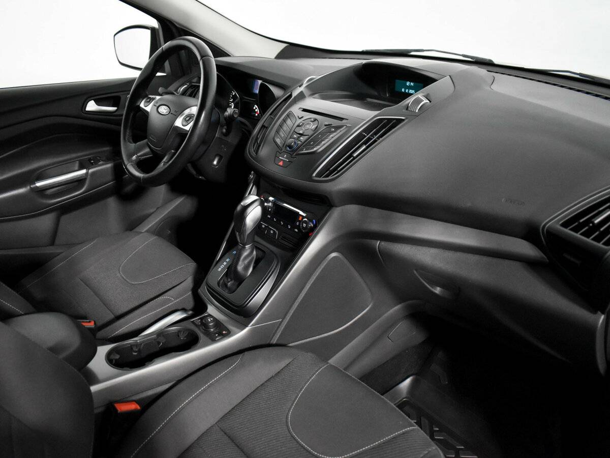 Ford Kuga 2014 года с пробегом. Фото: #10