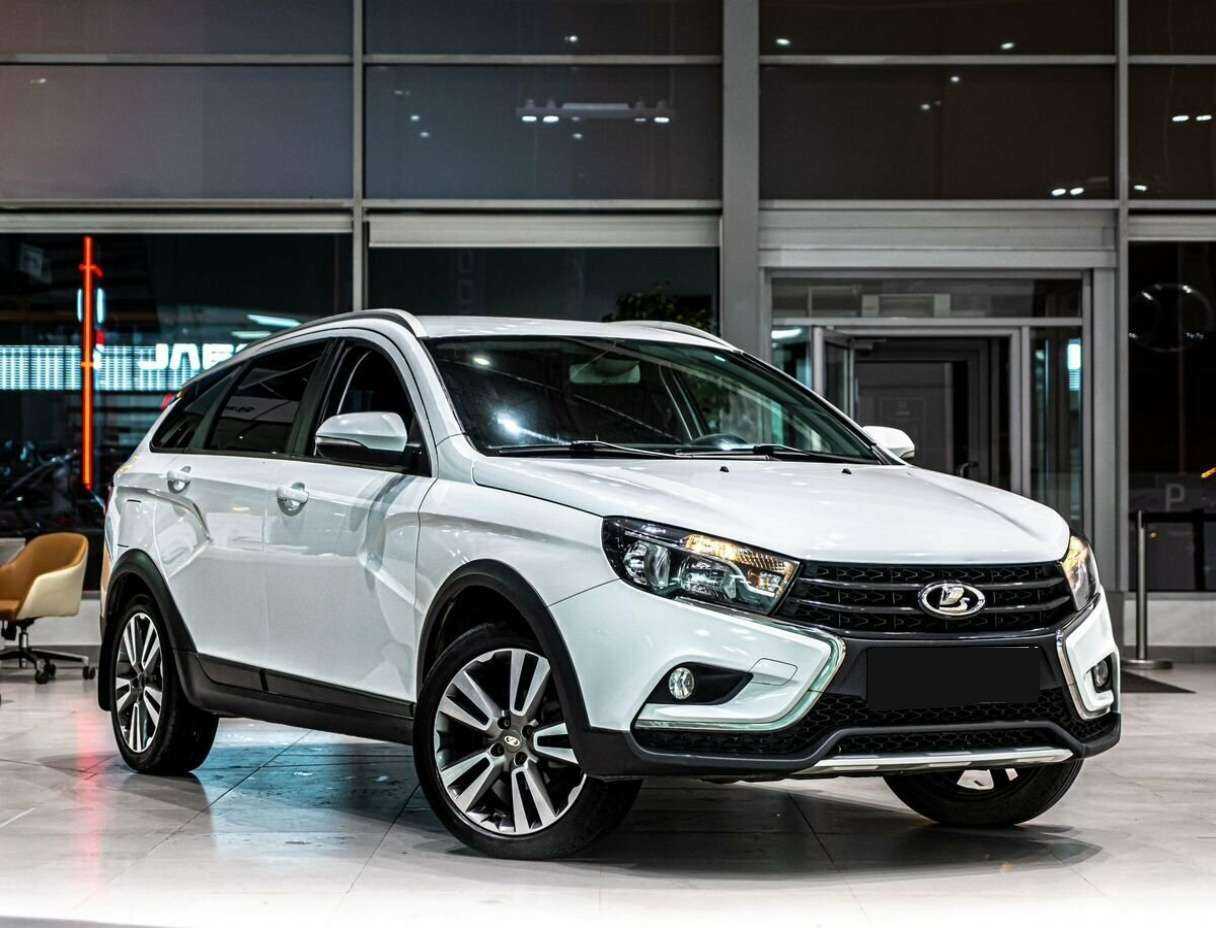 Lada (ВАЗ) Vesta 2018 года с пробегом. Фото: #1