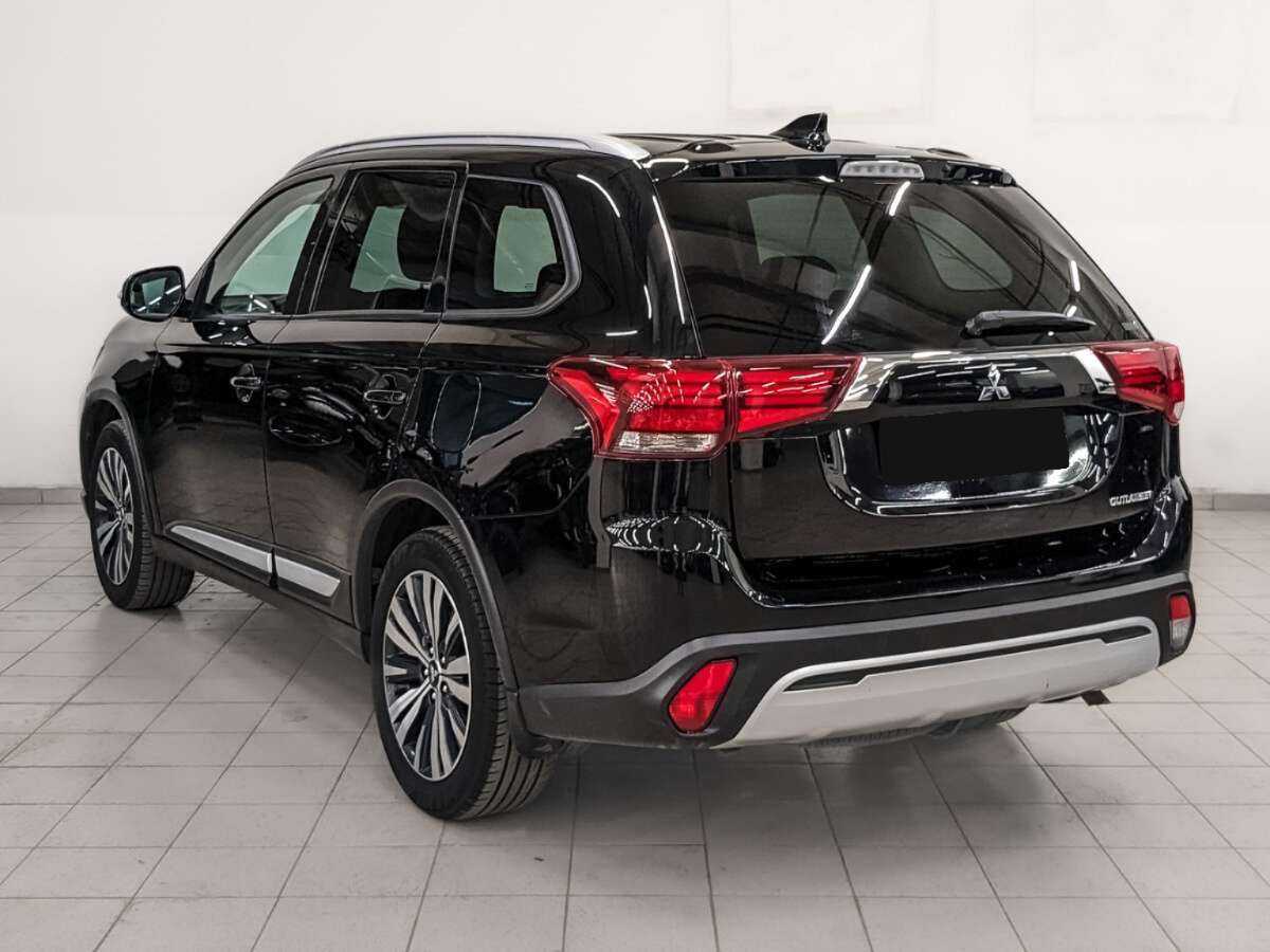 Mitsubishi Outlander 2020 года с пробегом. Фото: #6