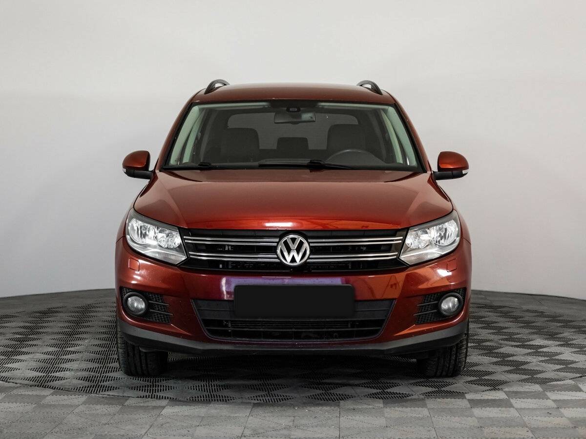 Volkswagen Tiguan 2012 года с пробегом. Фото: #1