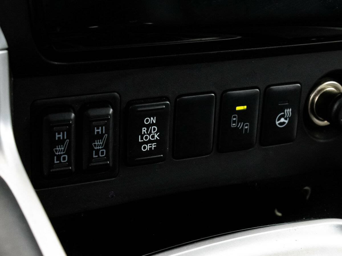 Mitsubishi Pajero Sport 2019 года с пробегом. Фото: #13