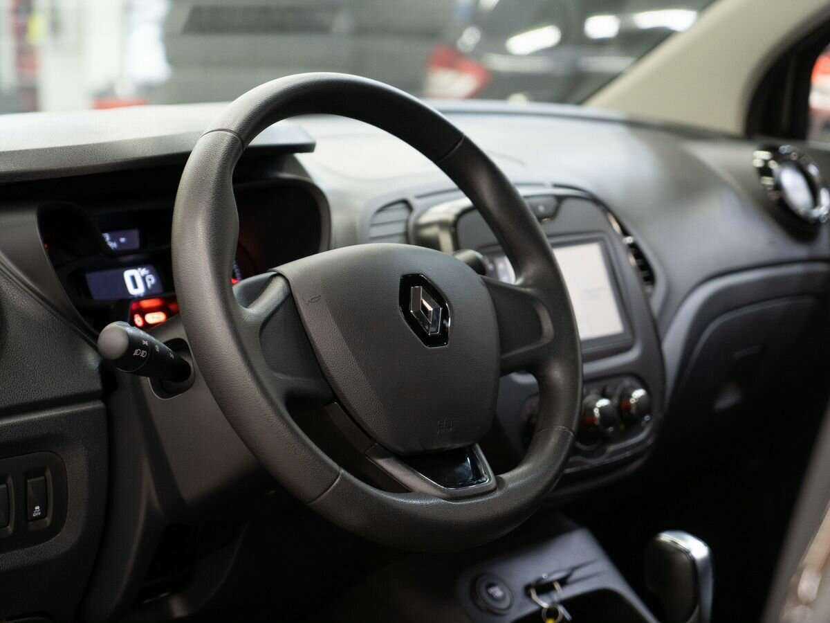 Renault Kaptur 2019 года с пробегом. Фото: #4