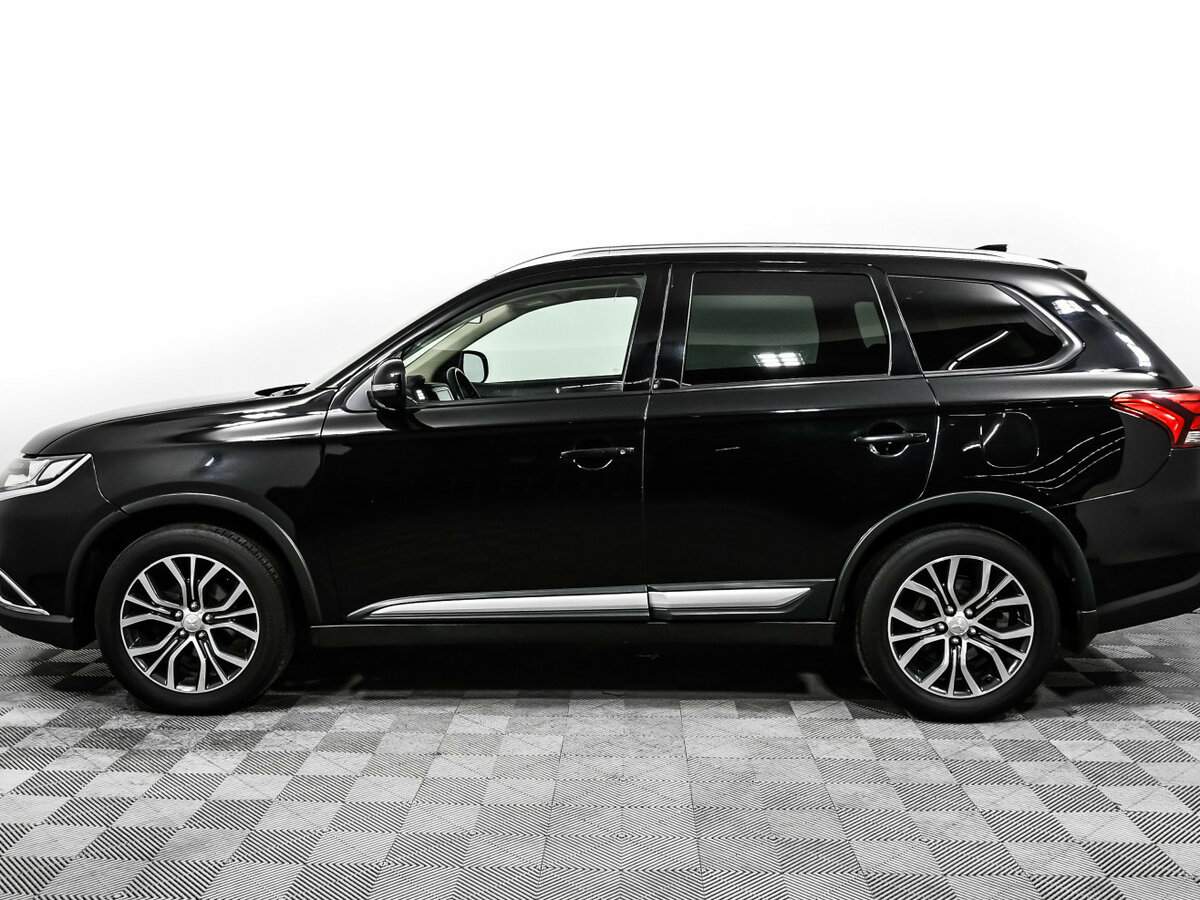 Mitsubishi Outlander 2018 года с пробегом. Фото: #7