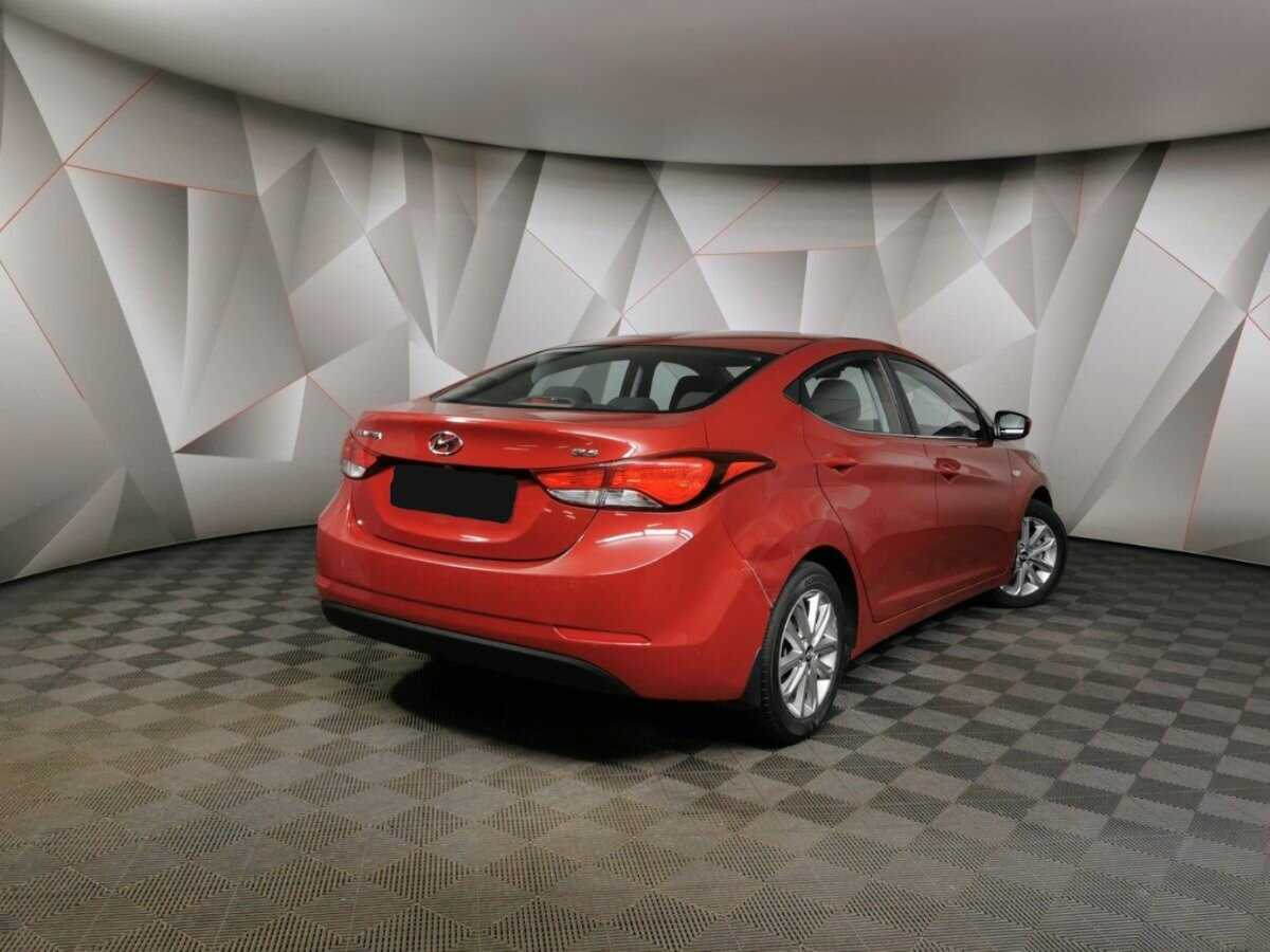 Hyundai Elantra 2015 года с пробегом. Фото: #1