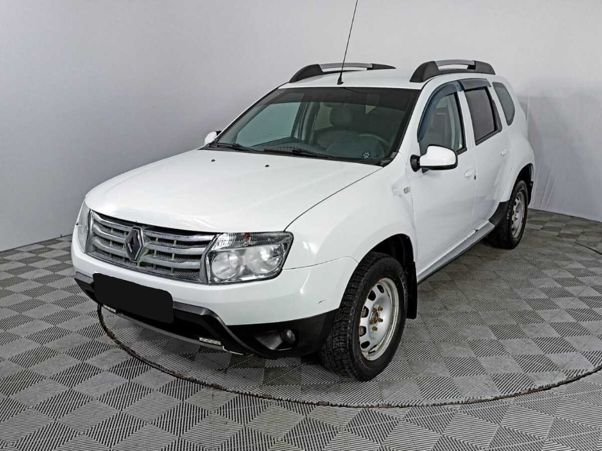 Renault Duster 2012 года с пробегом. Посмотреть фото