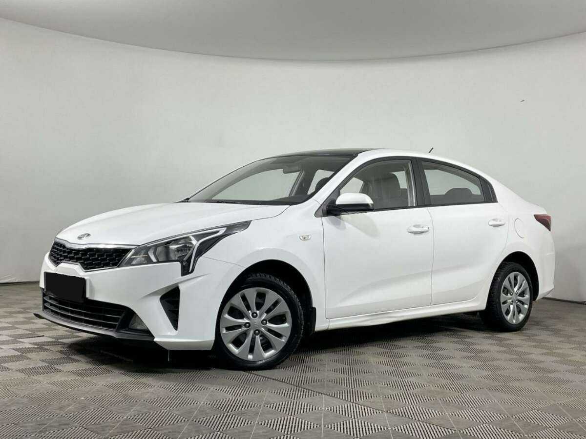 Kia Rio 2021 года с пробегом. Посмотреть фото