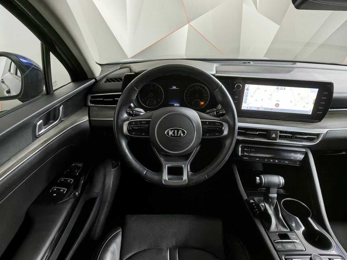 Kia K5 2021 года с пробегом. Фото: #12