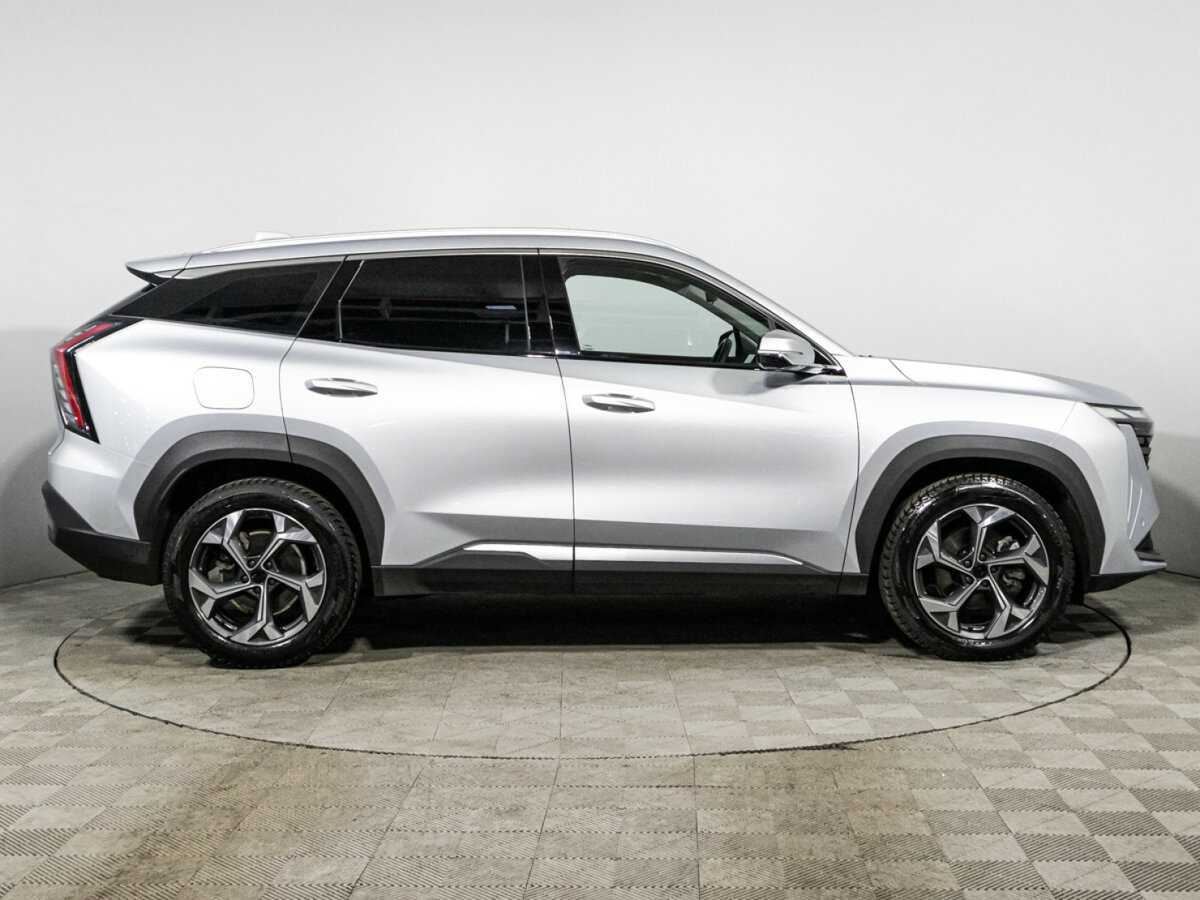 Geely Atlas 2023 года с пробегом. Фото: #3